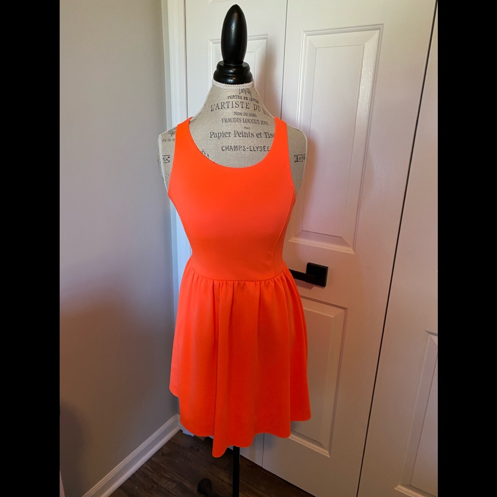 🧡 EUC Bright Orange Dress